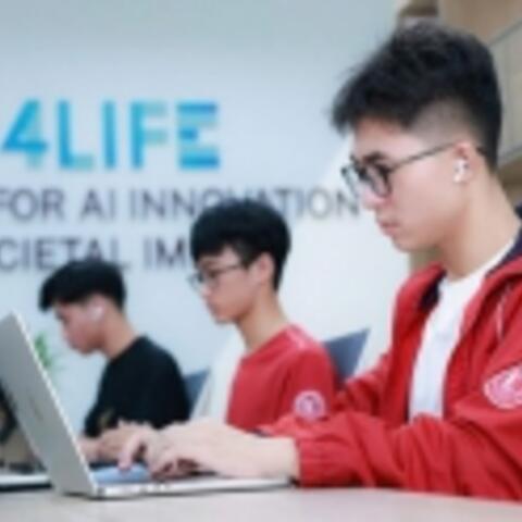 Hà Nội xây dựng 6 nghị quyết chuyên đề: Bệ phóng cho khoa học công nghệ, đổi mới sáng tạo