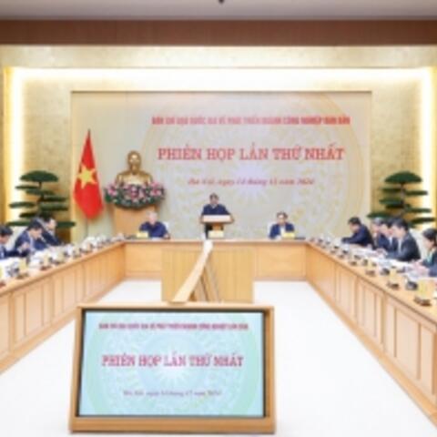 Thủ tướng: Việt Nam có lợi thế chiến lược và quyết tâm phát triển bằng được ngành công nghiệp bán dẫn